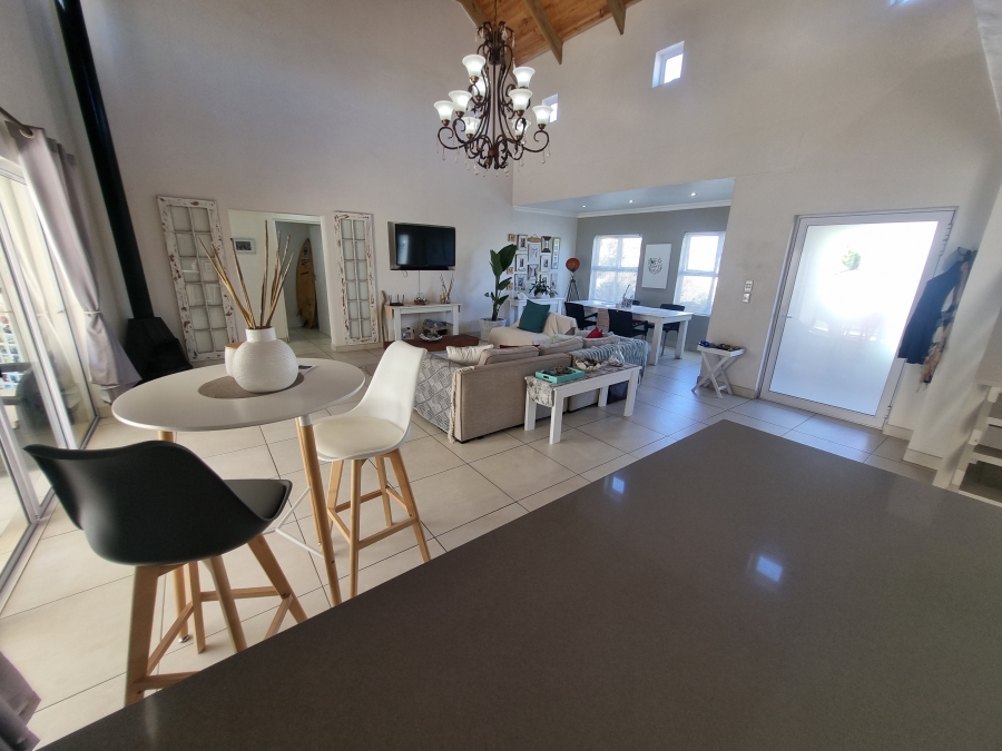 5 Bedroom Property for Sale in Laguna Western Cape